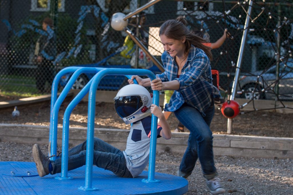 Jacob Tremblay as "Auggie" and Izabela Vidovic as "Via" in WONDER.