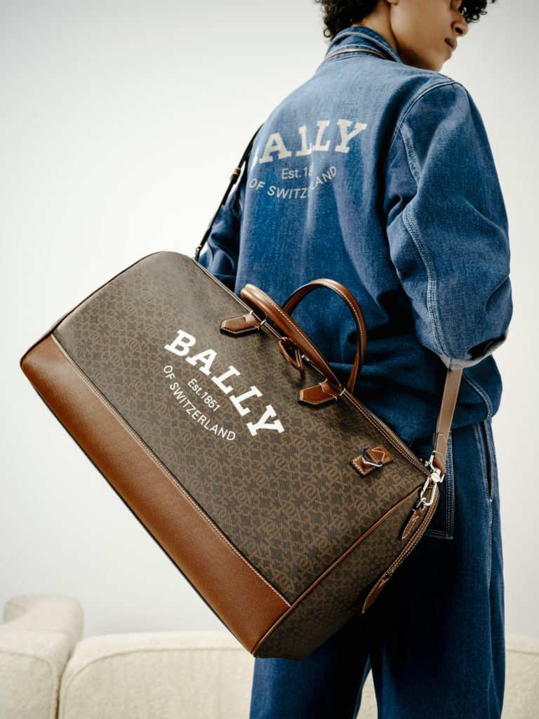 BALLY_LOOKBOOK_SS22_MEN_05_0534