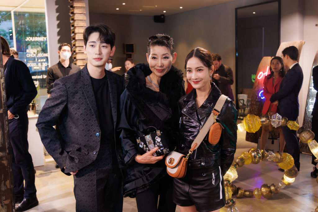 Taew x MCMTH in Seoul (7)